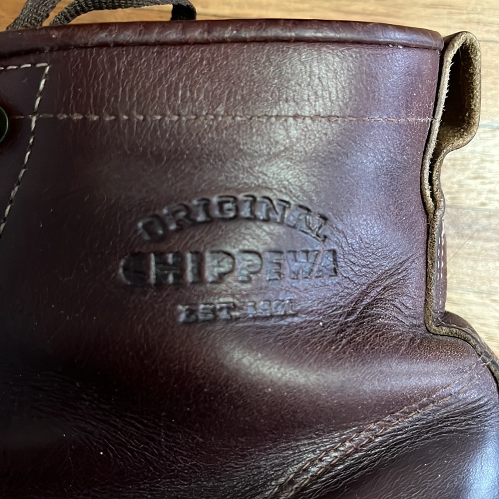 Chippewa burgundy colored boots sized 9.5 - Picture 5 of 8